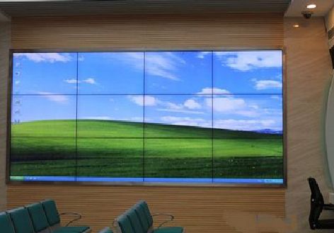 武圣液晶拼接屏的另类用法。